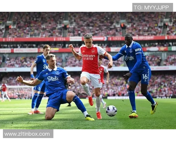 阿森纳主场迎战埃弗顿争夺英超积分榜重要胜利