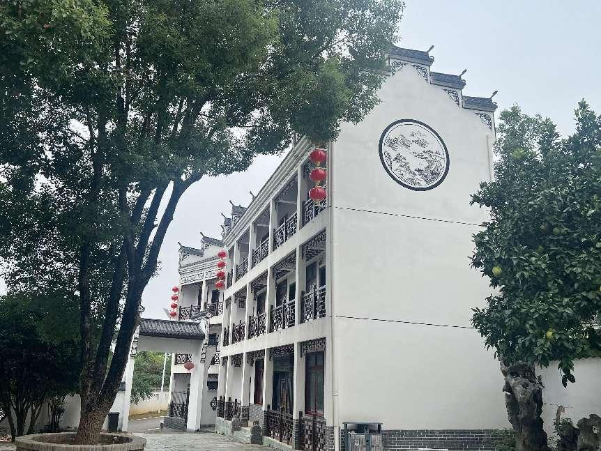 半岛体育共同富裕中国行·走进江夏 党建引领 “四村联盟”产业抱团奔共富(图4)